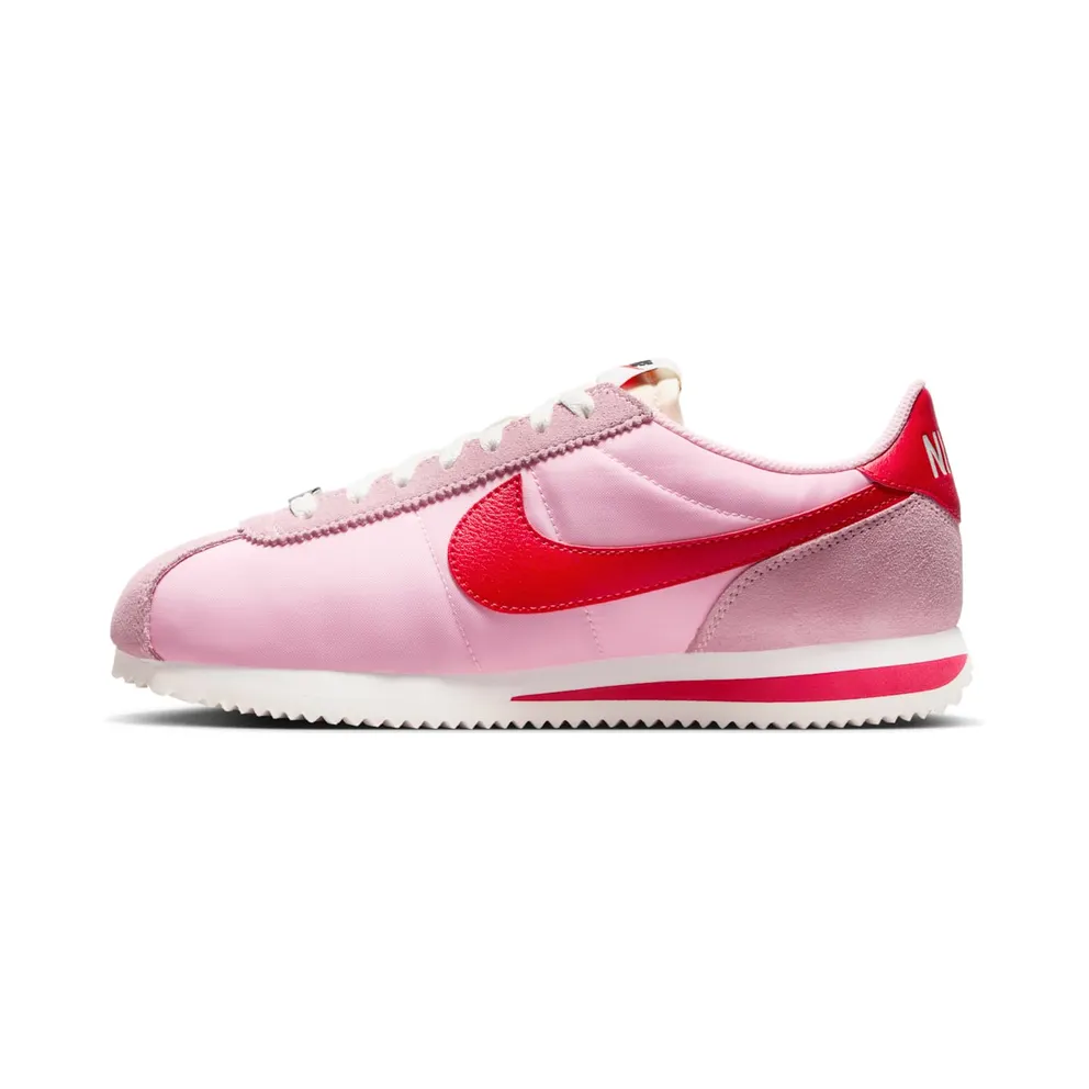 Nike Cortez TXT “Medium Soft Pink Sail” (HF9994-600)