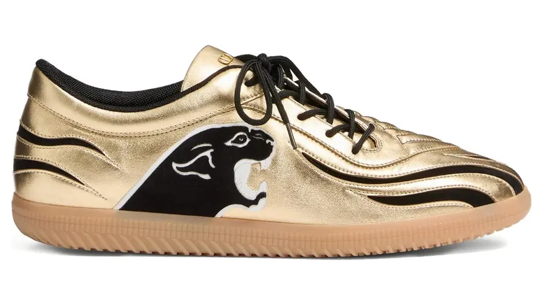 Valentino Garavani Kicky “Gold/Black” (8Y2S0M31GAZ 9V7)