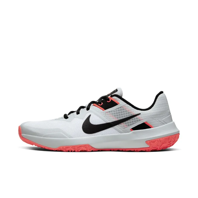 Nike Varsity Coompete TR 3 White Laser Crimson White/Photon Dust/Laser Crimson (CJ0813-100)