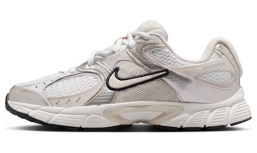 nike-v5-rnr HQ6411-102