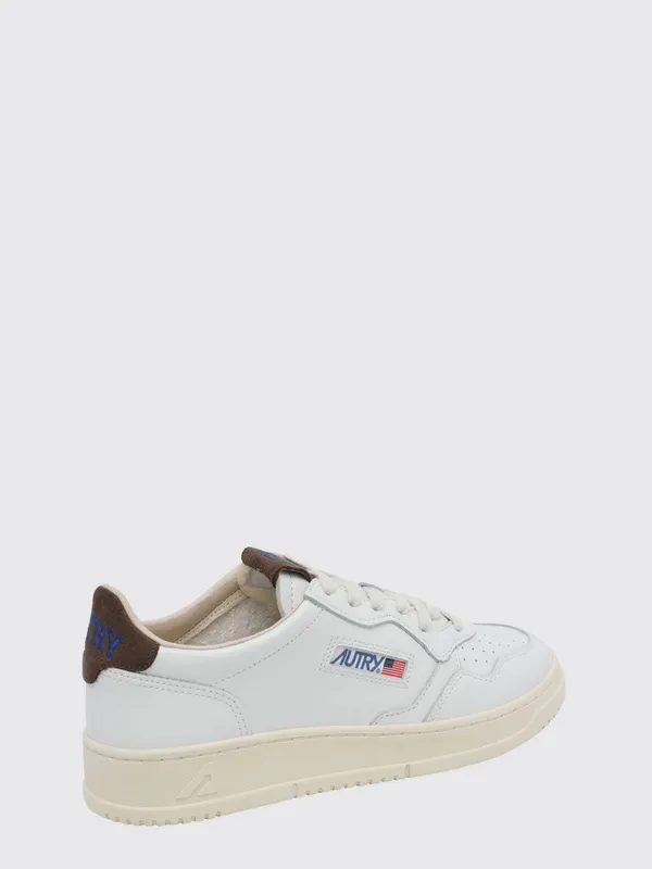 Autry Medalist Low Top Trainers in Bicolour Leather and Suede White 1 (AULMHJ03)