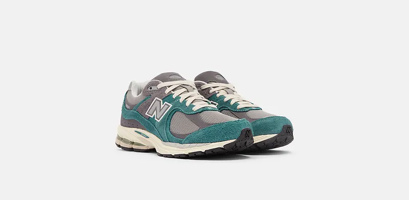 New Balance 2002R “New SPRUCE MAGNET” (M2002REM)