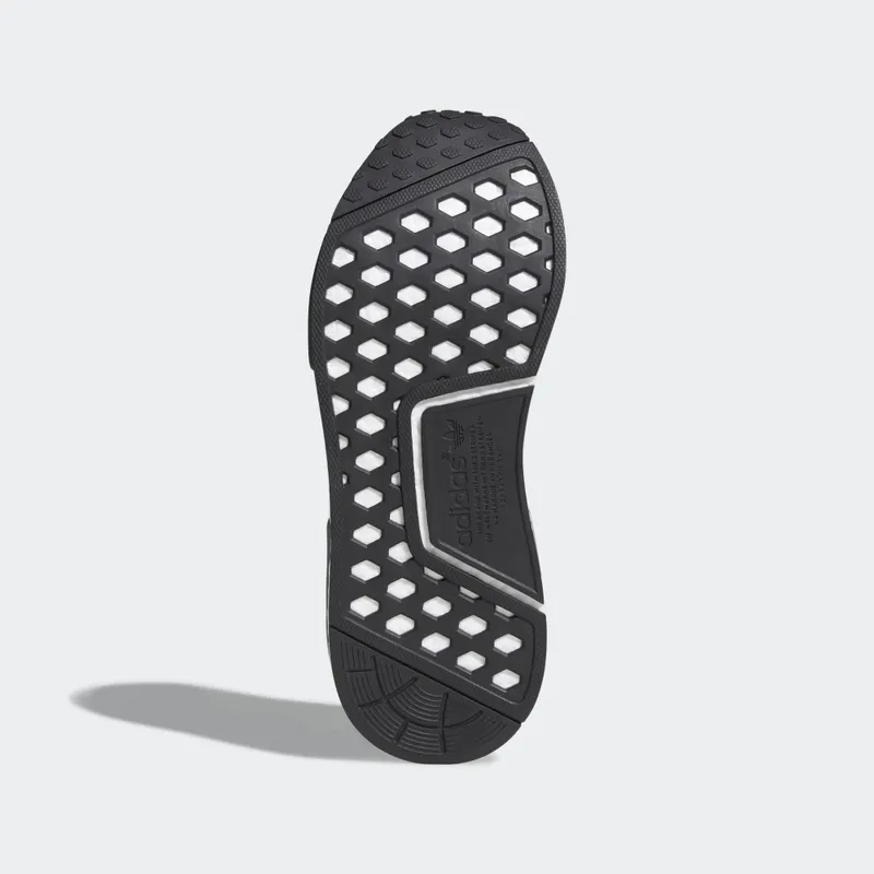 adidas NMD R1 Core Black Grey Three Core Black/Core Black/Grey Three (BZ0223)