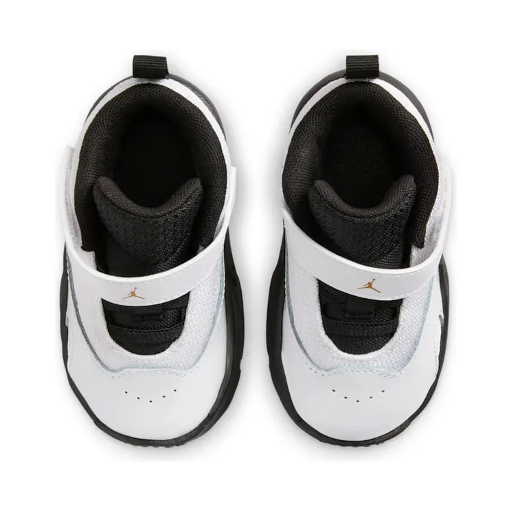 air-jordan-max-aura FQ8296-101