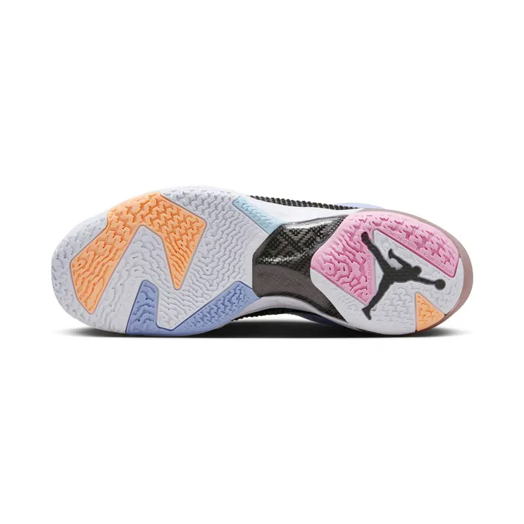 air-jordan-37 FD8701-001