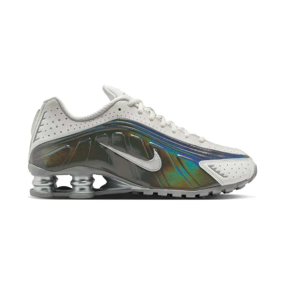 Nike Shox R4 “White Iridescent” (IB7703-100)