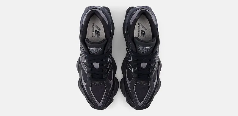 New Balance 9060 “Mono Black” (U906079E)