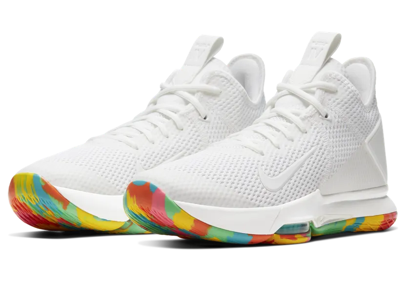 LeBron Witness 4 – Wit