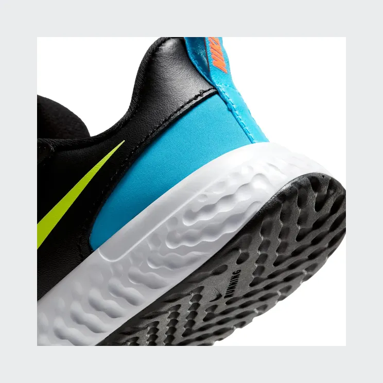 nike-revolution BQ5672-076
