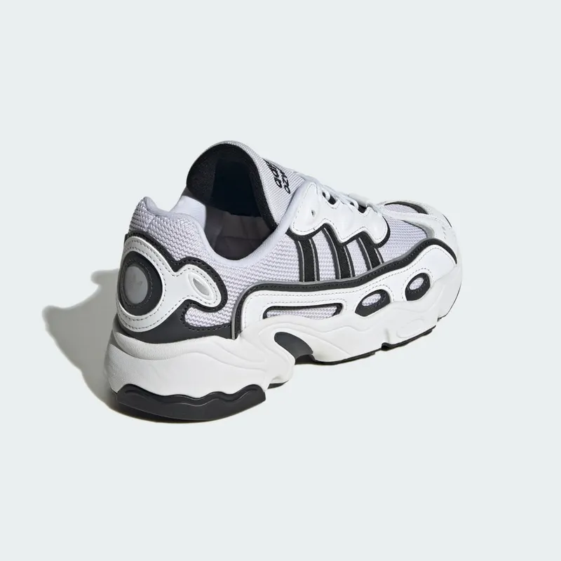 adidas OZWEEGO OG Cloud White / Core Black / Carbon (IG6073)