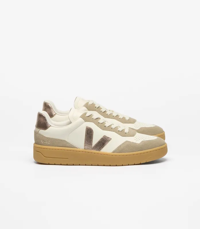 Veja V-90 Sustainable O. T. Leather with Contrast Logo Cream (VD2021724)