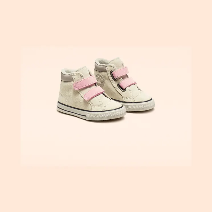 converse-chuck-taylor-all-star 765166C