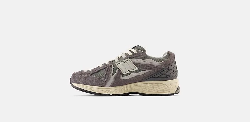 New Balance 1906R “Protection Pack – Grey” (M1906DA)