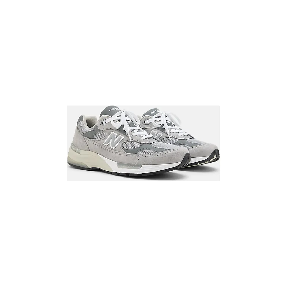 New Balance 992 “Made in USA – Grey Silver Metallic” (U992GY)