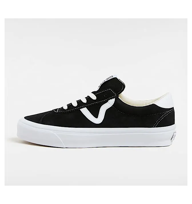 Vans Sport – “Pig Suede – Black White” (VN000CR1BA2)