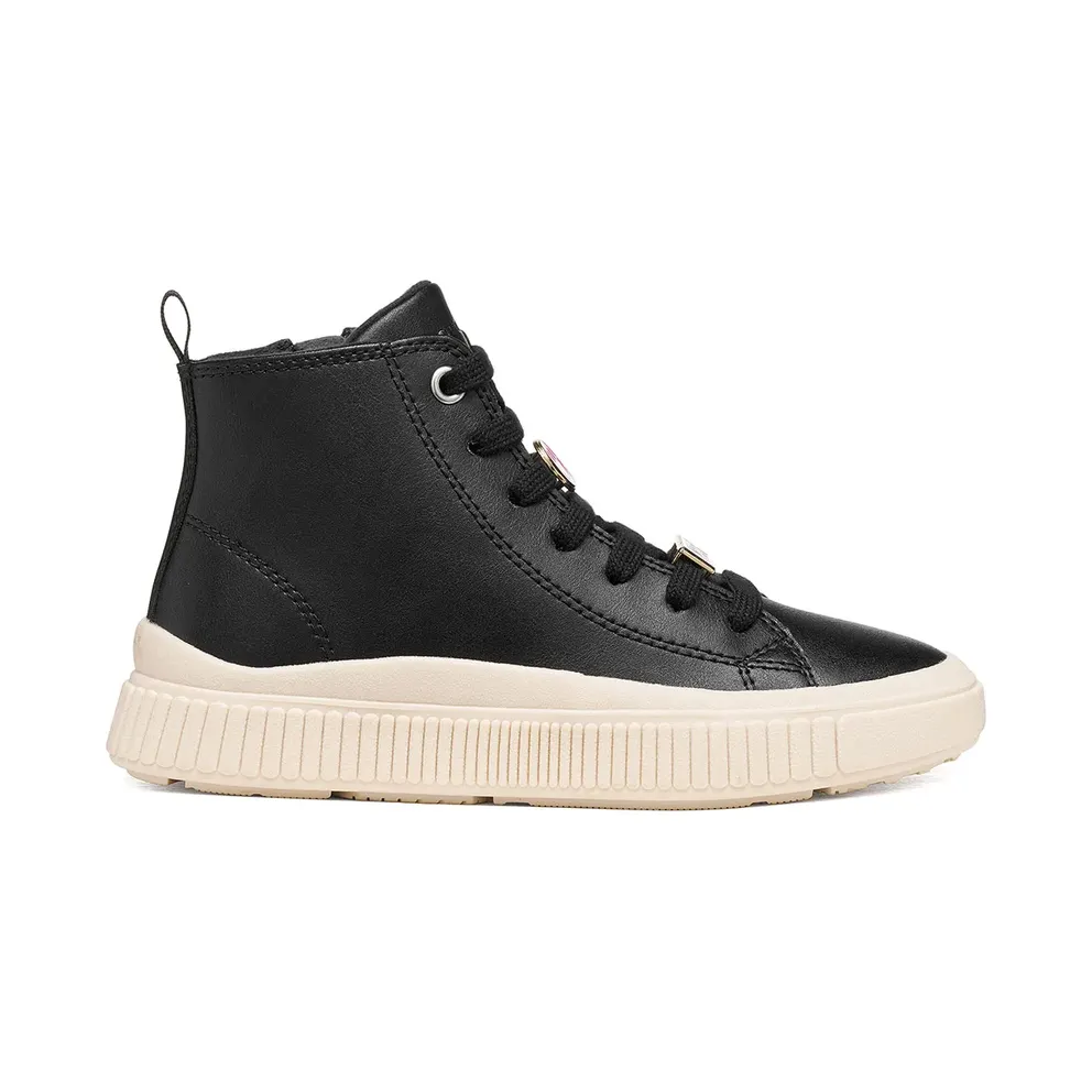 Geox Laquinny “Black” (J66M3A000BCC9999)