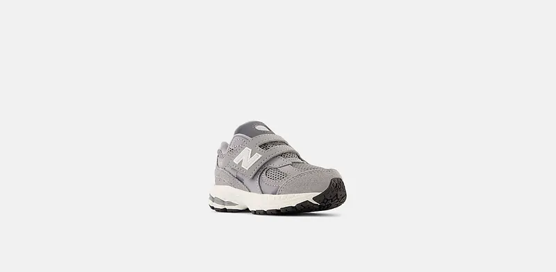 NEW BALANCE 2002 HOOK & LOOP “STEEL / LEAD” (IV2002ST)