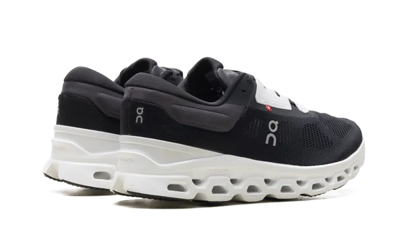On Running Cloudstratus 3 “Black” (3MD30111197)