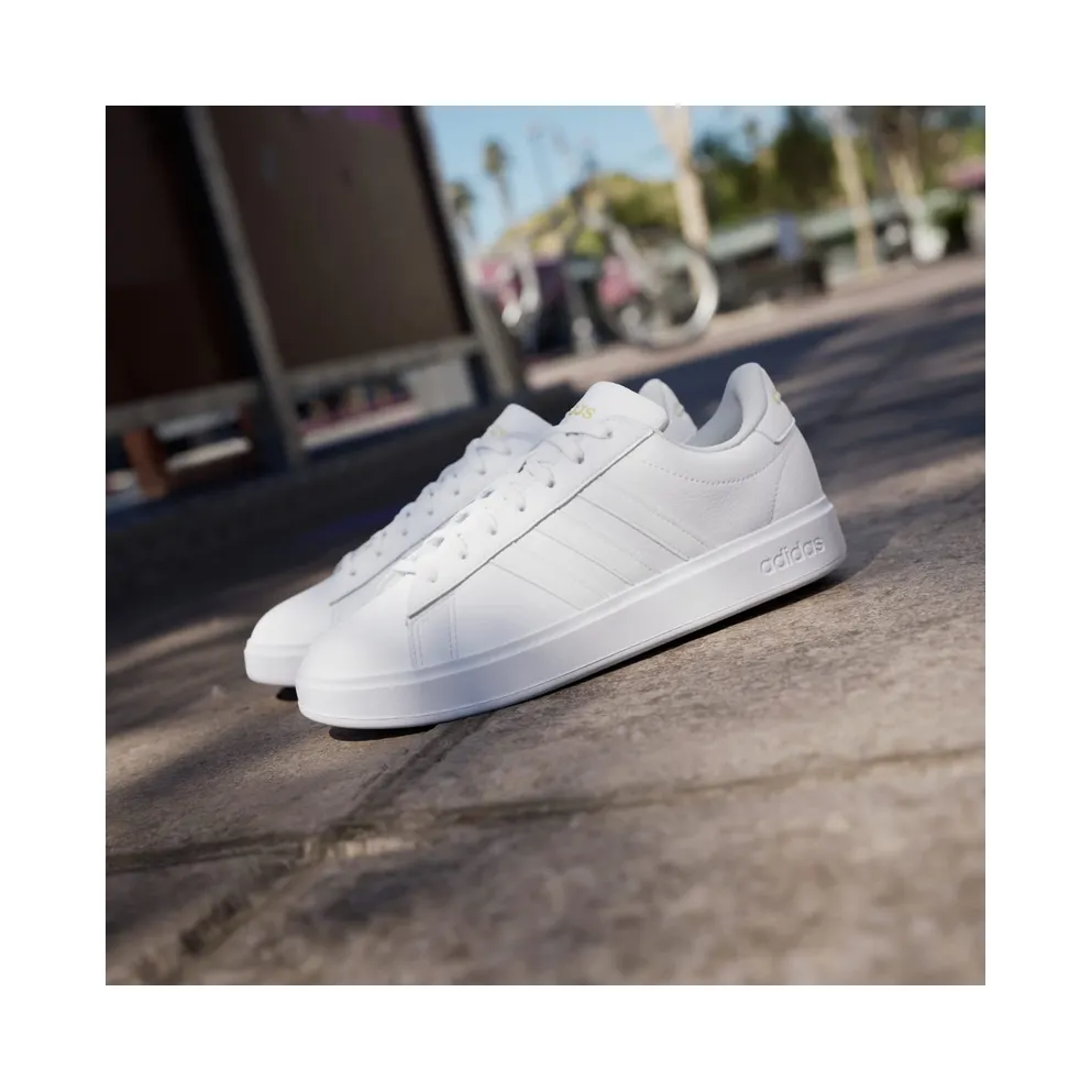 Adidas Grand Court Cloudfoam Lifestyle Court Comfort Cloud White / Cloud White / Gold Metallic (GW9213)