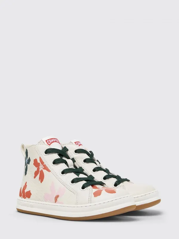 Camper White (K900261-012TWINS0)