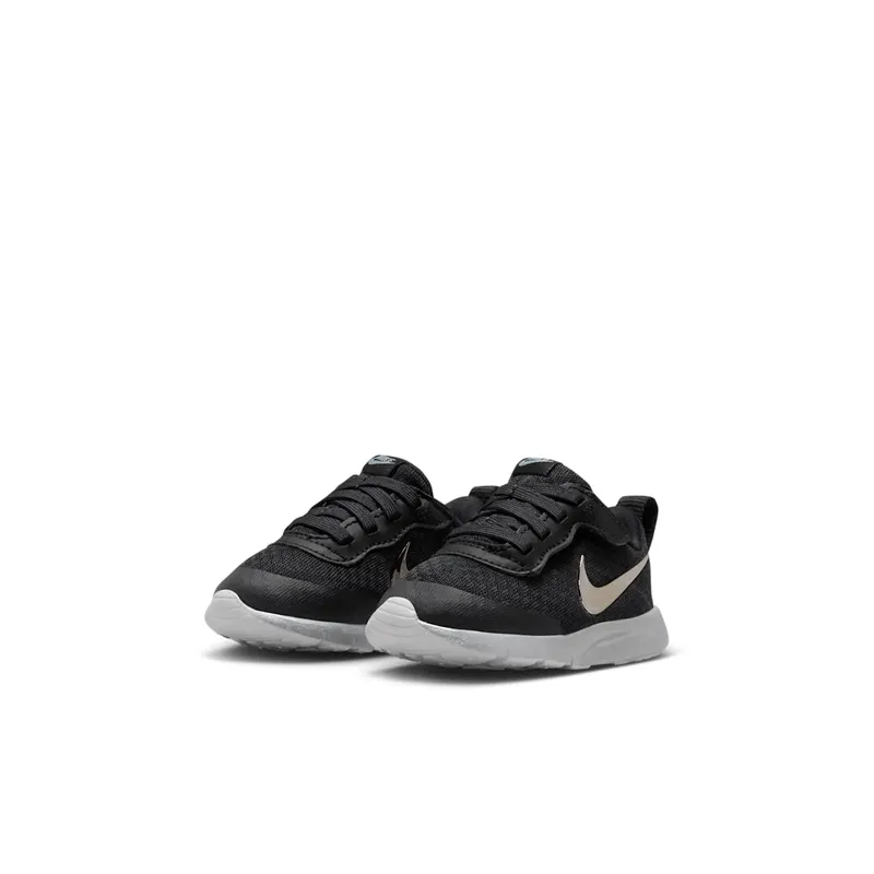Nike Tanjun SE EasyOn Black Smoke Grey Photon Dust Metallic Silver (FZ1015-001)