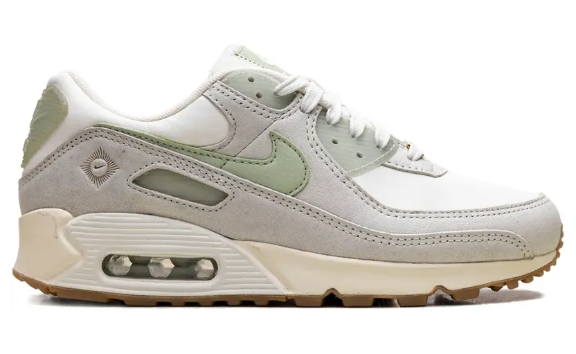 nike-air-force FN7490