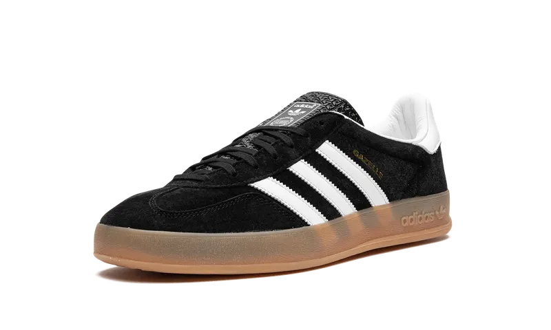 adidas Gazelle Indoor “Core Black”: tijdloos zwart-wit, plat profiel (3)