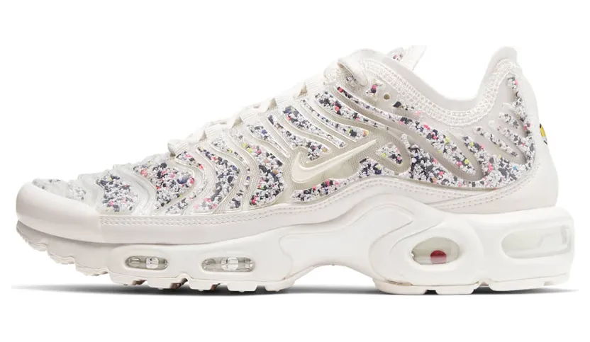 Nike Air Max Plus AR0970-002