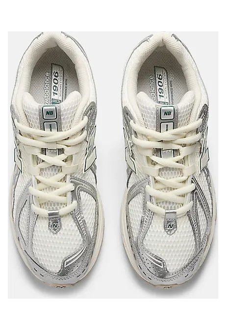 New Balance 1906 “Silver Metallic”: de Y2K-sweet-spot (3)