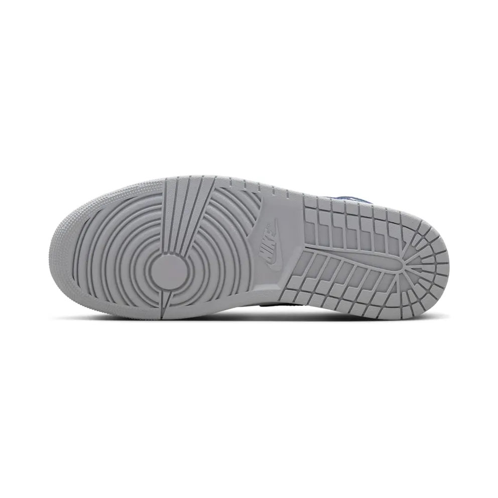 Air Jordan 1 Mid “Wolf Grey Midnight Navy” (DQ8426-104)