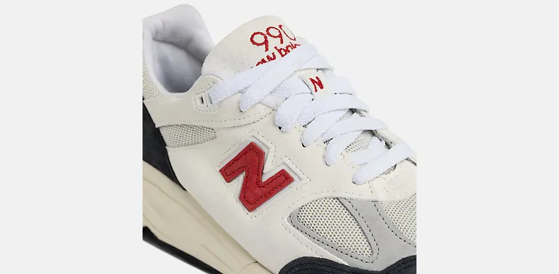 New Balance Off-White & Navy 990V2 (M990TA2)