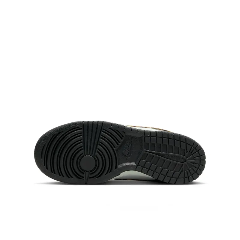 Nike Dunk Low Older Kids’ White (DX9282-100)