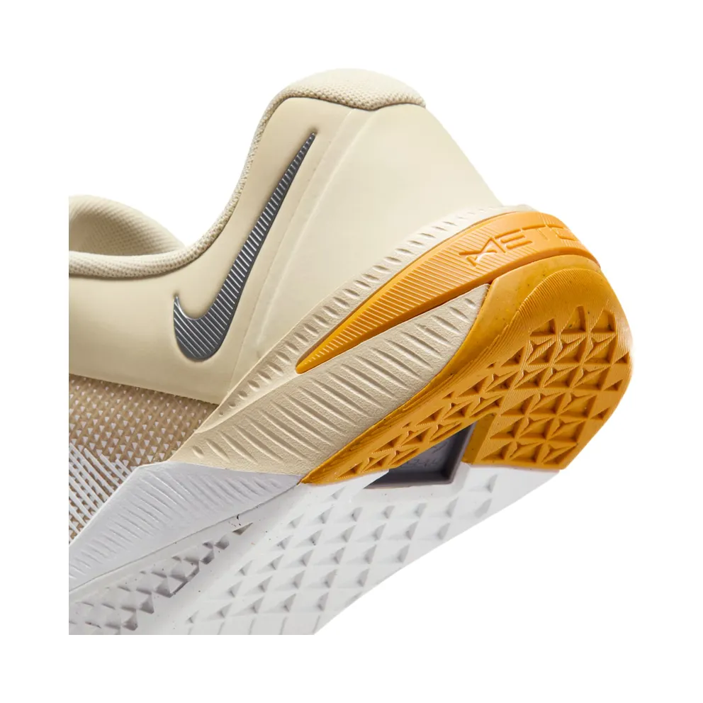 Nike Metcon 10 “Light Khaki Gold Leaf Grey” (HJ1875-201)