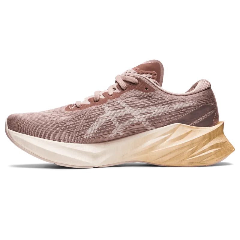 Asics NOVABLAST 3 Fawn/Mineral Beige (1012B288.702)