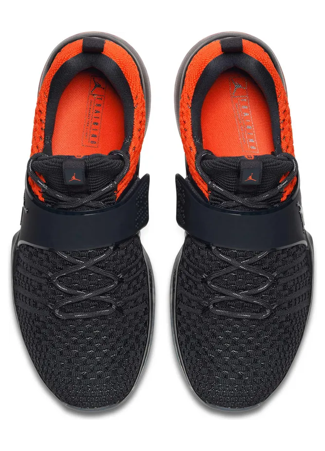 jordan-trainer 921210-012