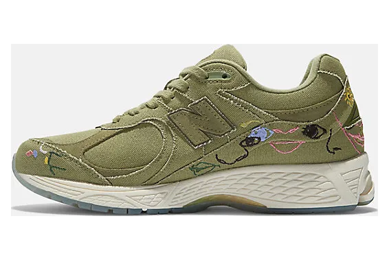 new-balance-2002r M2002RAG