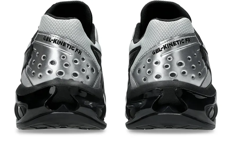 Asics Gel-Kinetic Black / Pure Silver