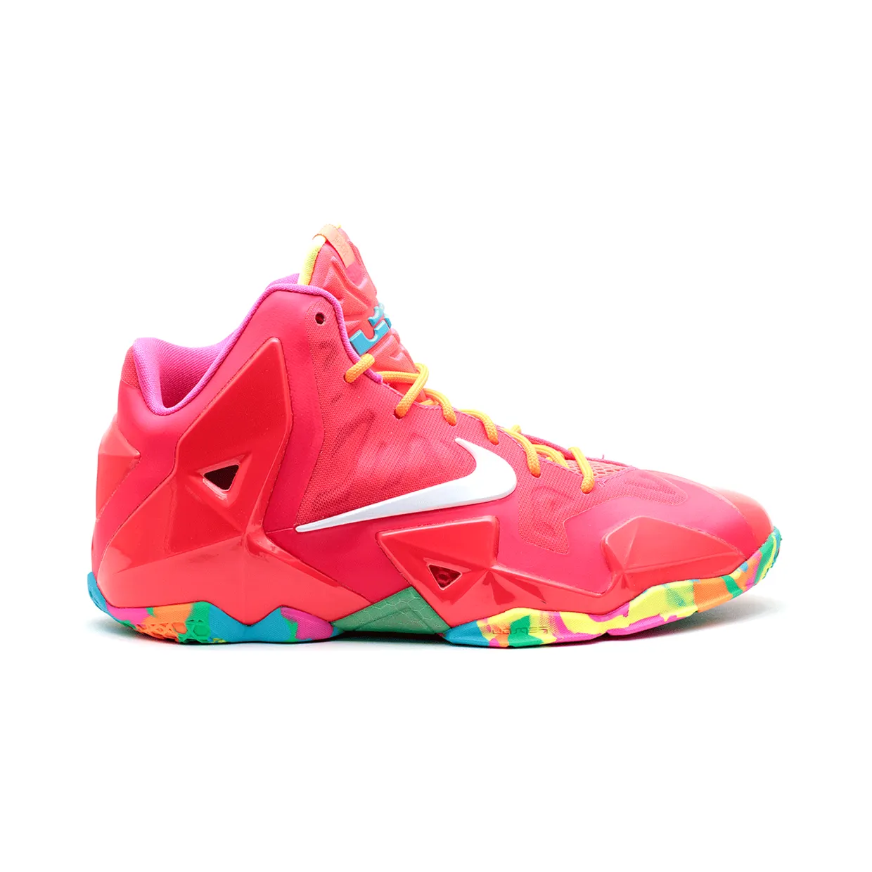 nike-lebron-11 621712-600