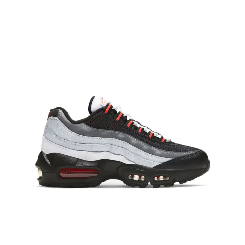 Nike Air Max 95 Recraft Older Kids’ White (CJ3906-101)