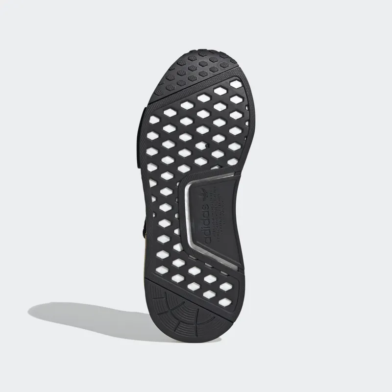 adidas NMD_R1 Core Black Carbon (W) Core Black/Core Black/Carbon (FU9352)