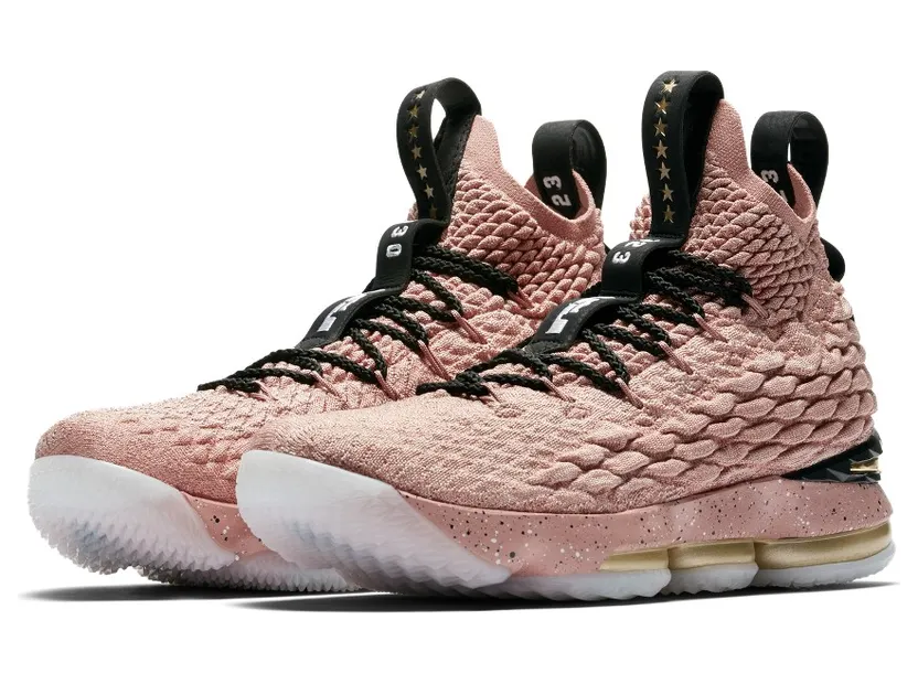 nike-lebron-15 897650-600