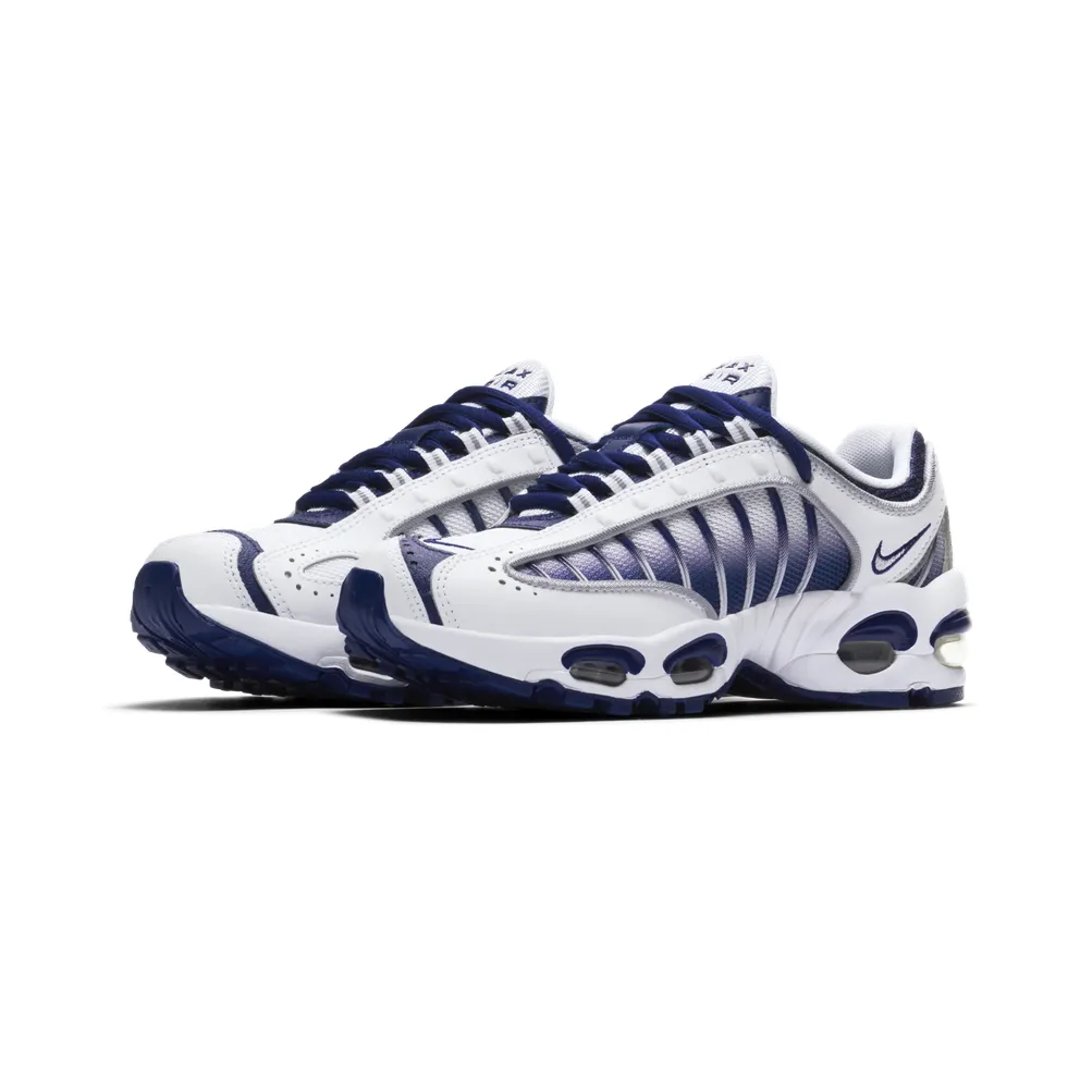 Nike Air Max Tailwind IV Older Kids’ White (BQ9810-107)