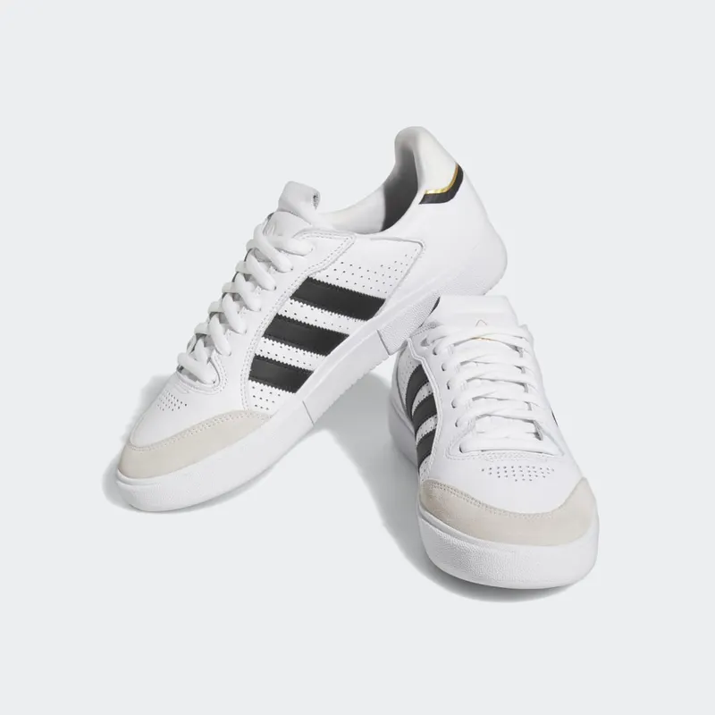 adidas Tyshawn Low Cloud White / Core Black / Gold Metallic (HQ2003)