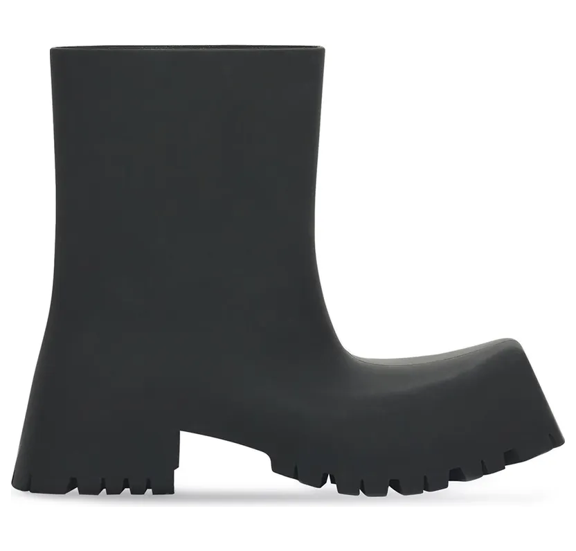Balenciaga Trooper Rubber Boot Black (W) (679326W0FO81000)