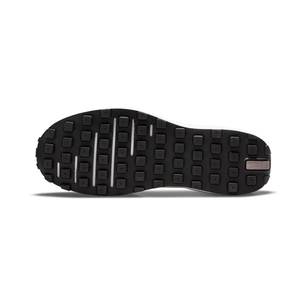 Nike Waffle Oneen “White / Regal Pink / Light Mulberry / Lemon Drop” (DN5062-100)