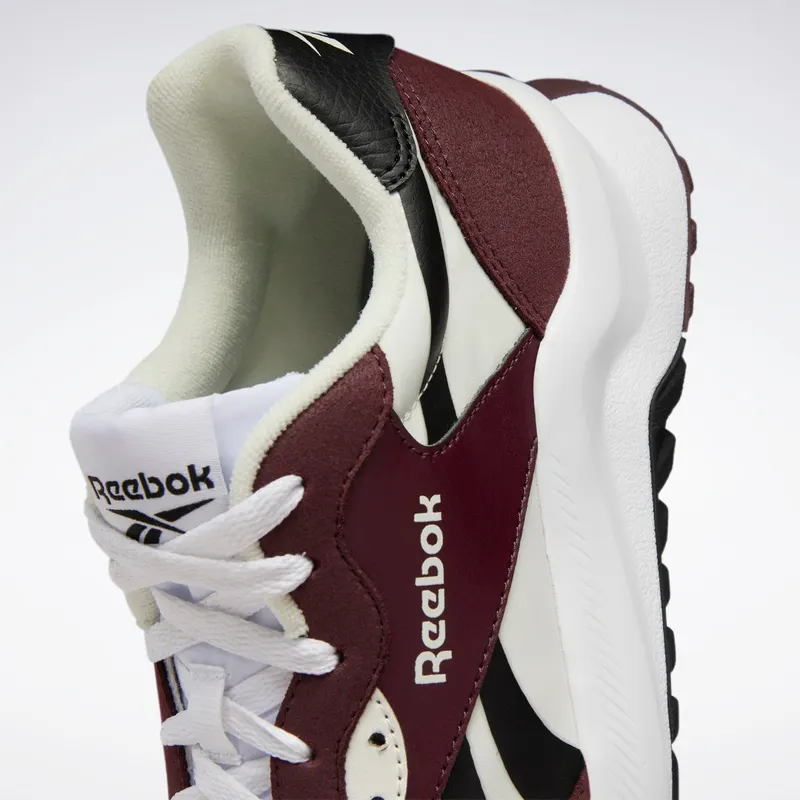 reebok-classic-leather GV7312
