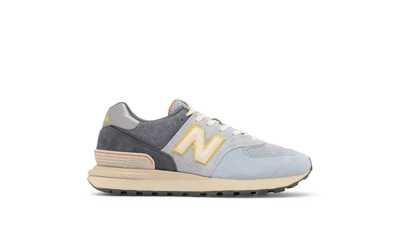New Balance 574 mit Kontrasteinsätzen – Blue (U574LGYE)