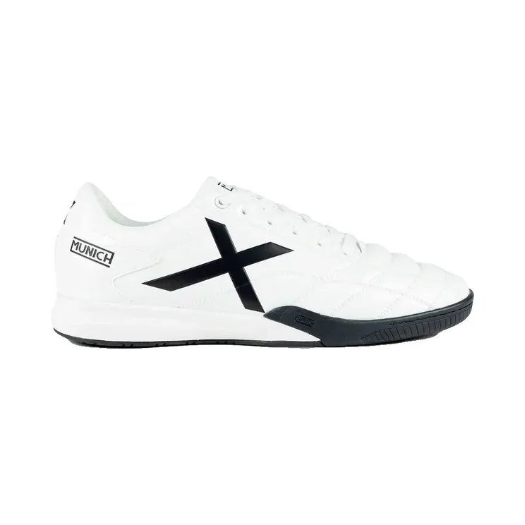 Munich White (478100441)