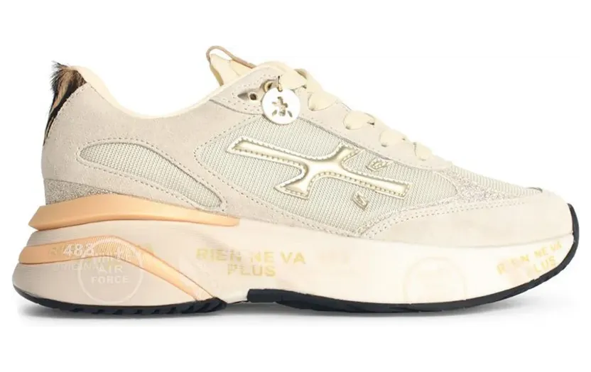 Premiata Moe Run Sneakers aus Wildleder – Nude (MOERUND7800)