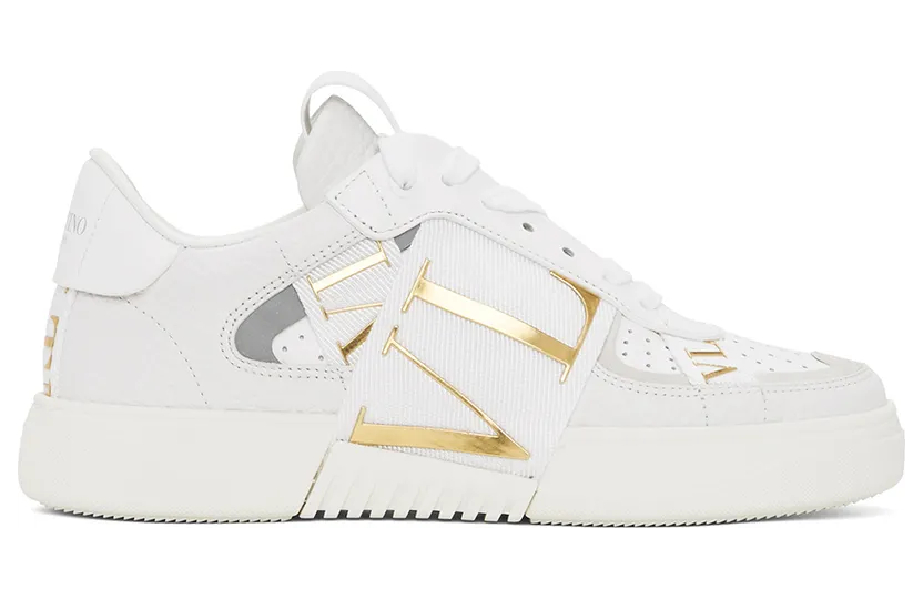 Valentino Garavani White & Gold Valentino Garavani ‘VL7N’ Sneakers (VW2S0V66KIG)